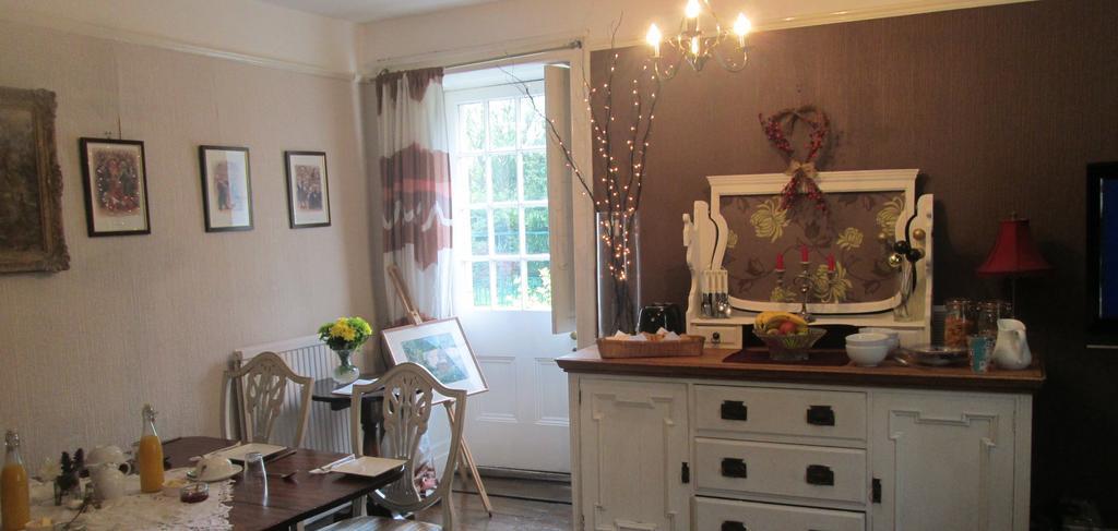 One Castle Street Bed And Breakfast เบคเวลล์ ภายนอก รูปภาพ